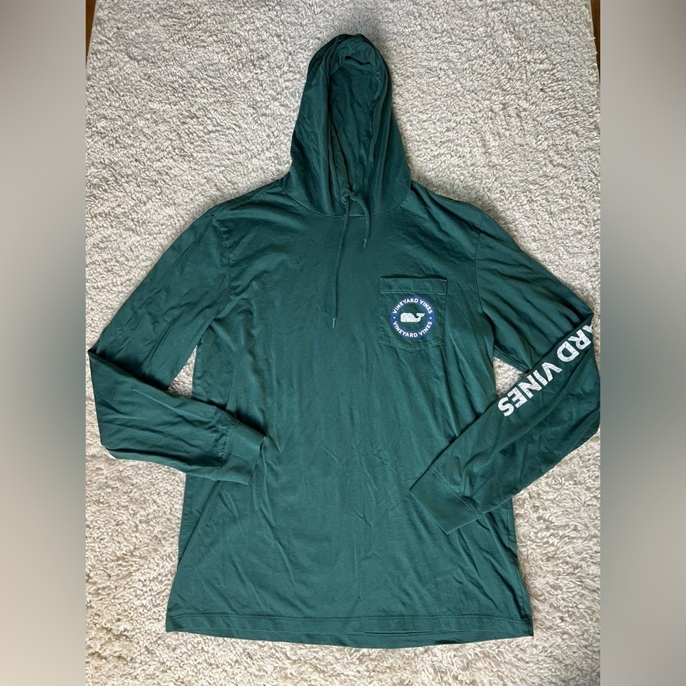 Size Small Green Vineyard Vines T-Shirt Hoodie